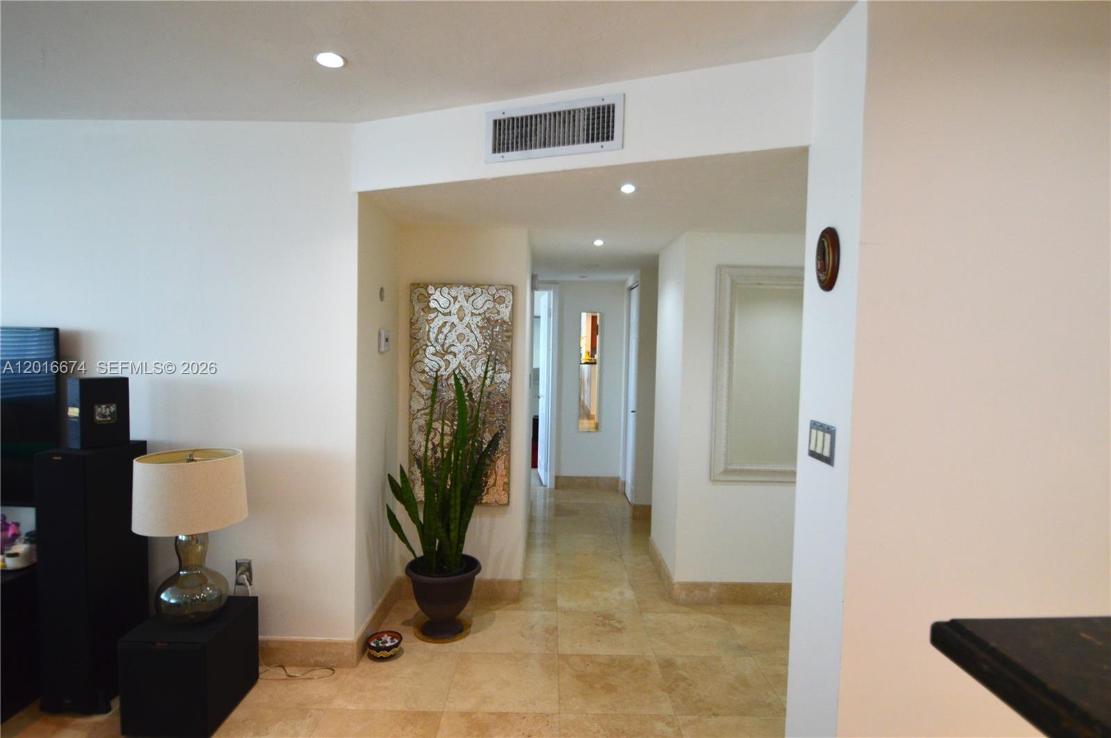 COMMODORE PLAZA CONDO - Residential
