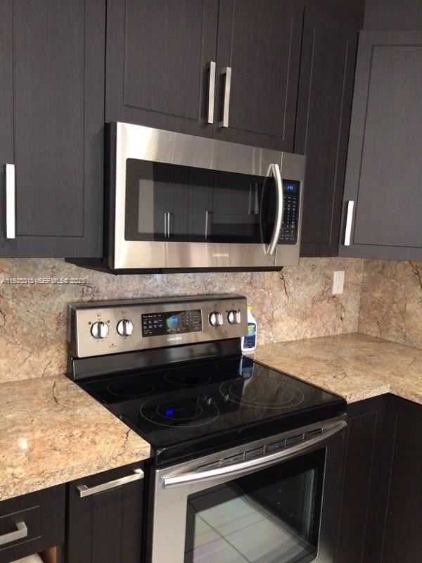 14222 SW 25th Ter 14222