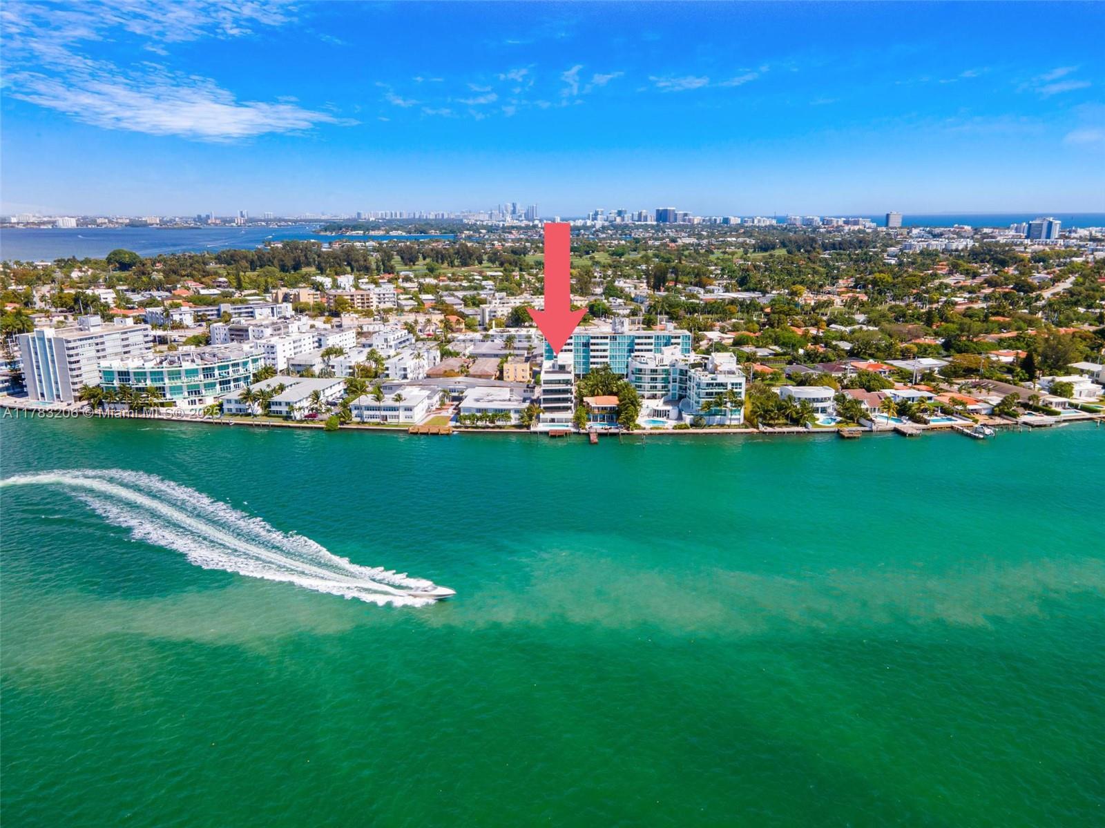 ISLE OF NORMANDY MIAMI VI - Residential