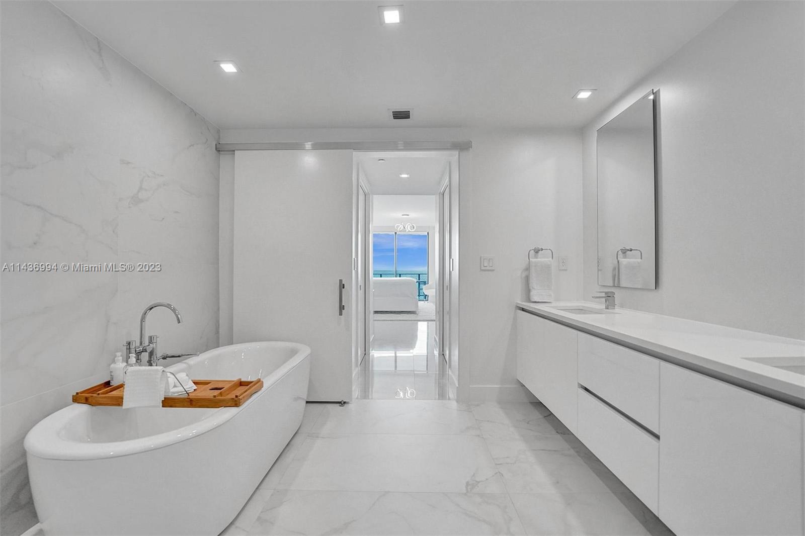 SABBIA BEACH CONDO - Residential