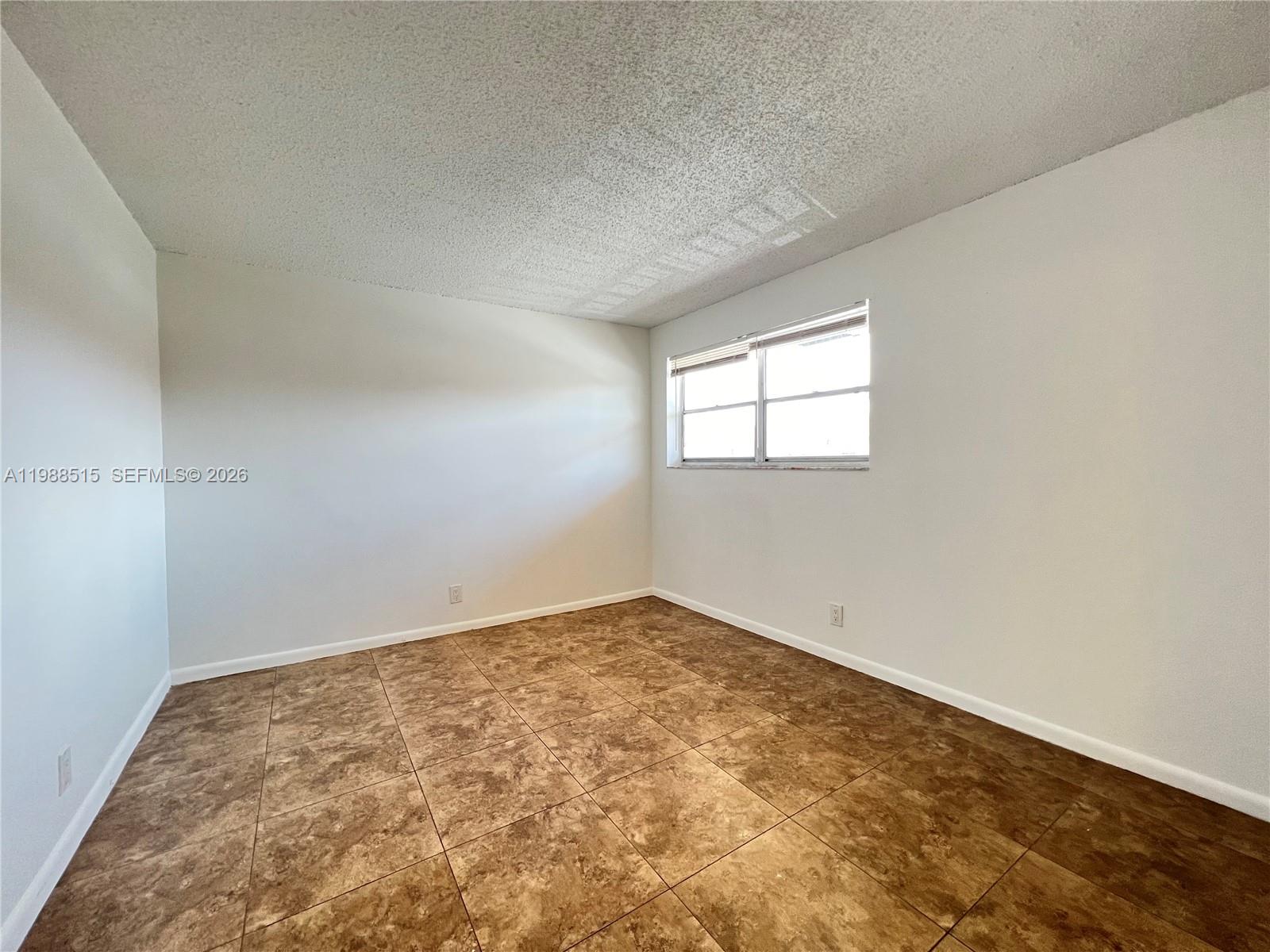 COURTYARDS AT CIMARRON CO - Residential Lease