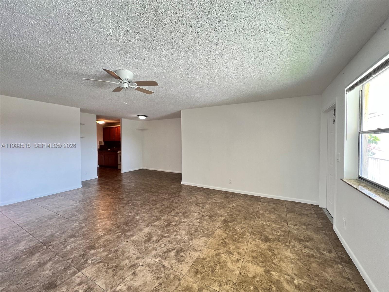 COURTYARDS AT CIMARRON CO - Residential Lease