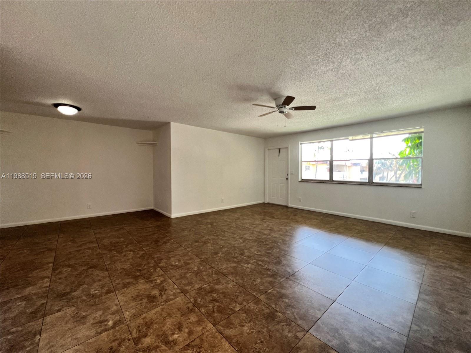 COURTYARDS AT CIMARRON CO - Residential Lease