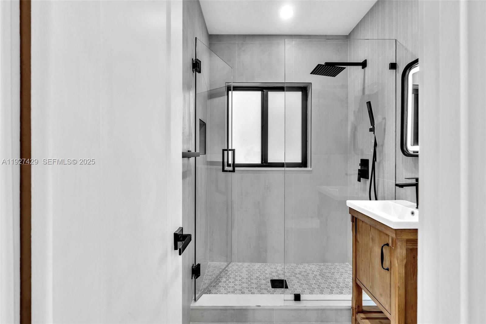 PROGRESSO - Residential Lease