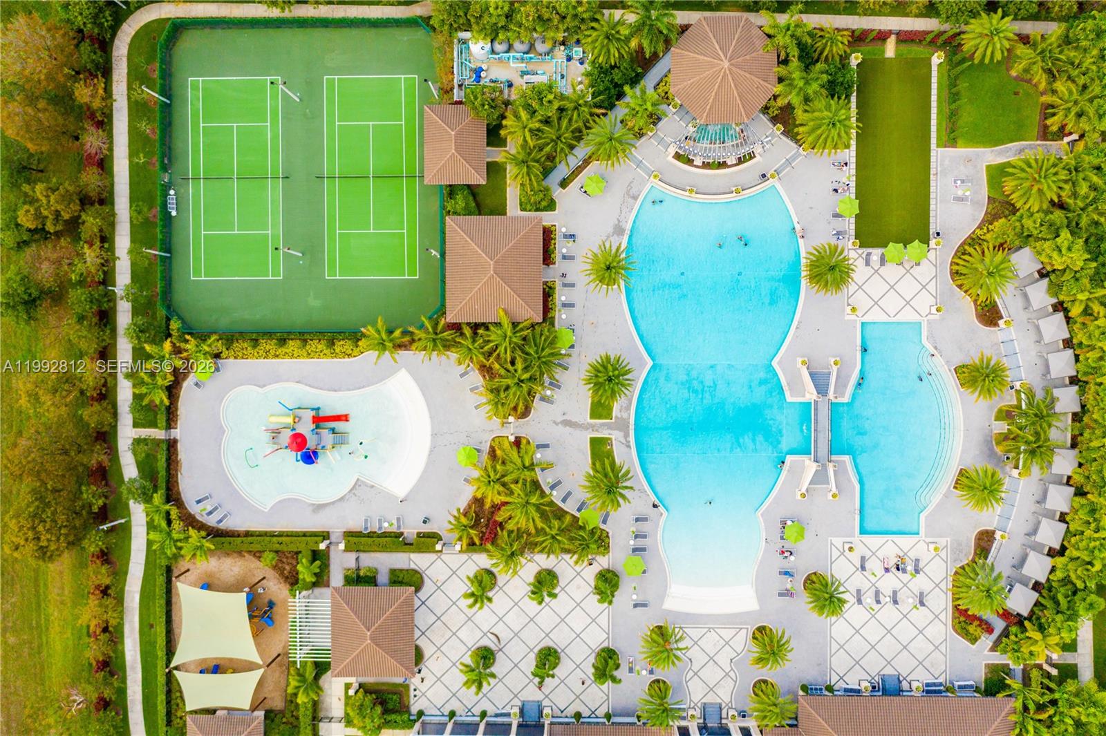 DORAL BREEZE - Residential