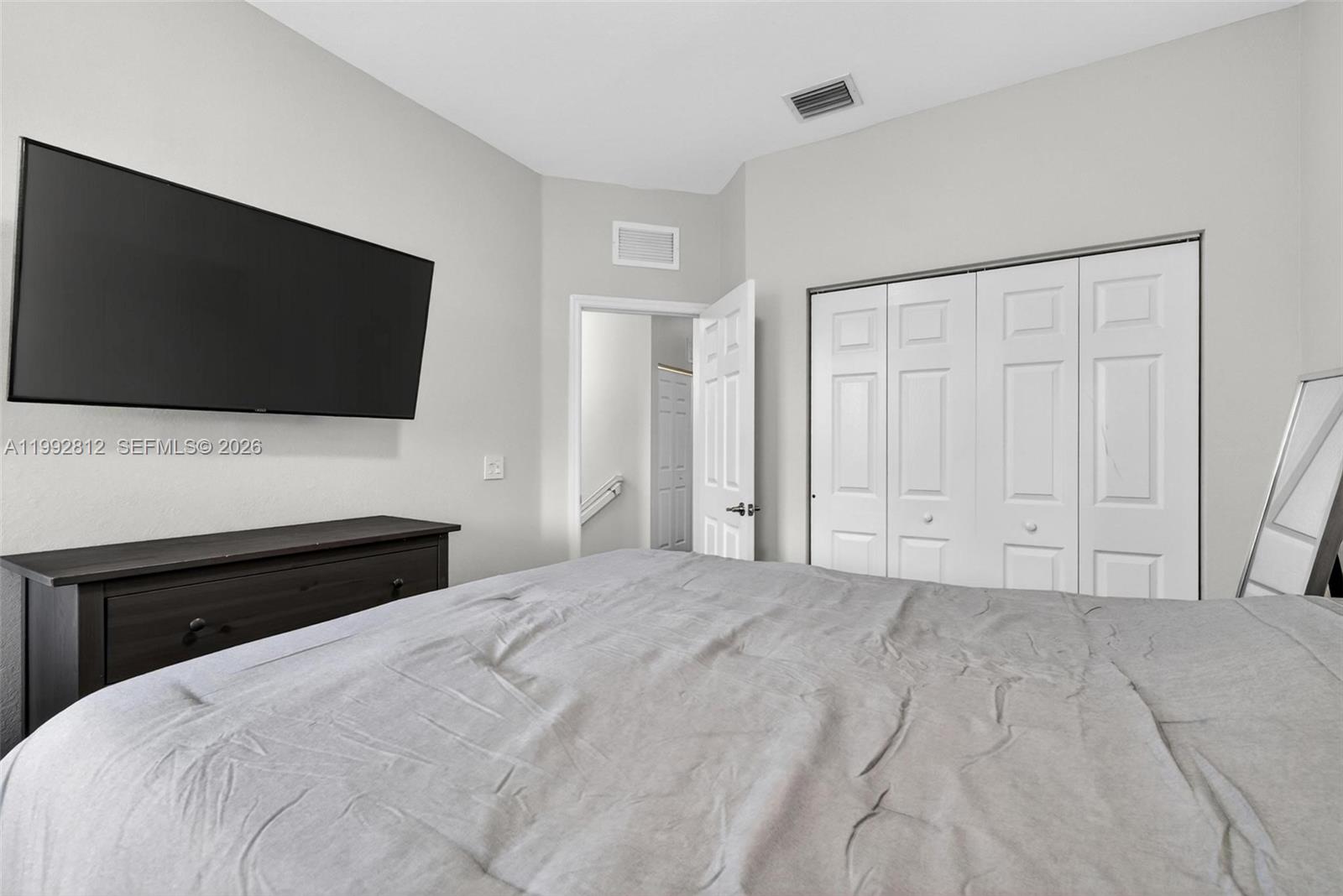 DORAL BREEZE - Residential