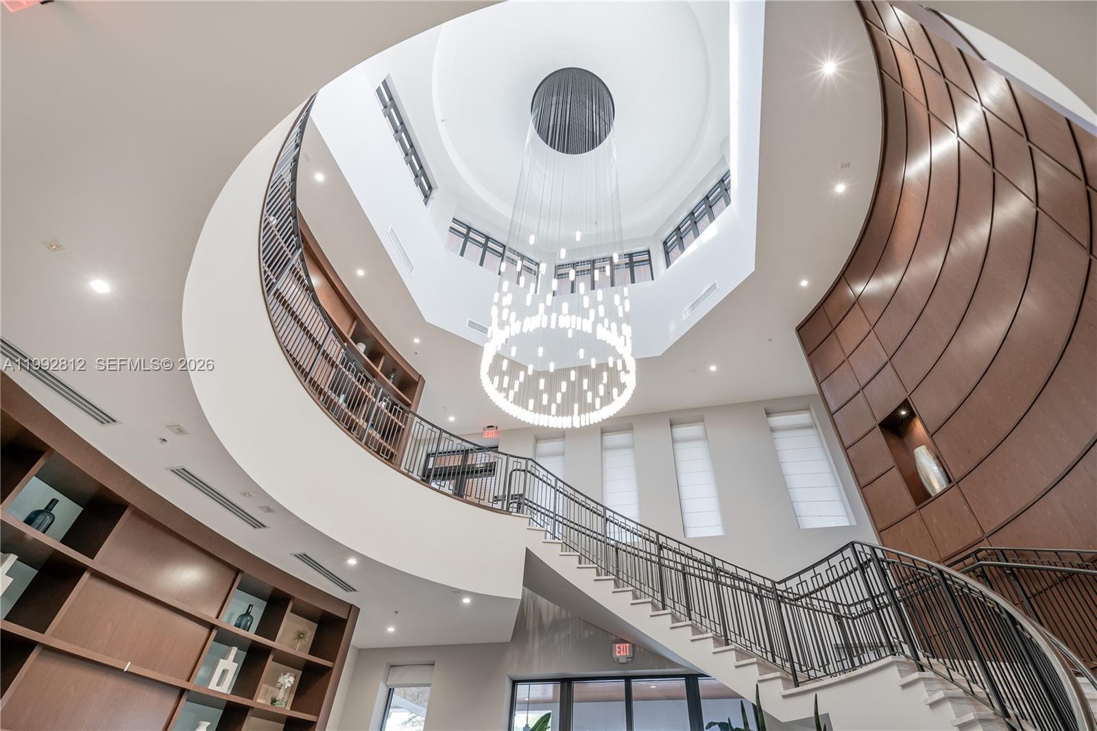 DORAL BREEZE - Residential