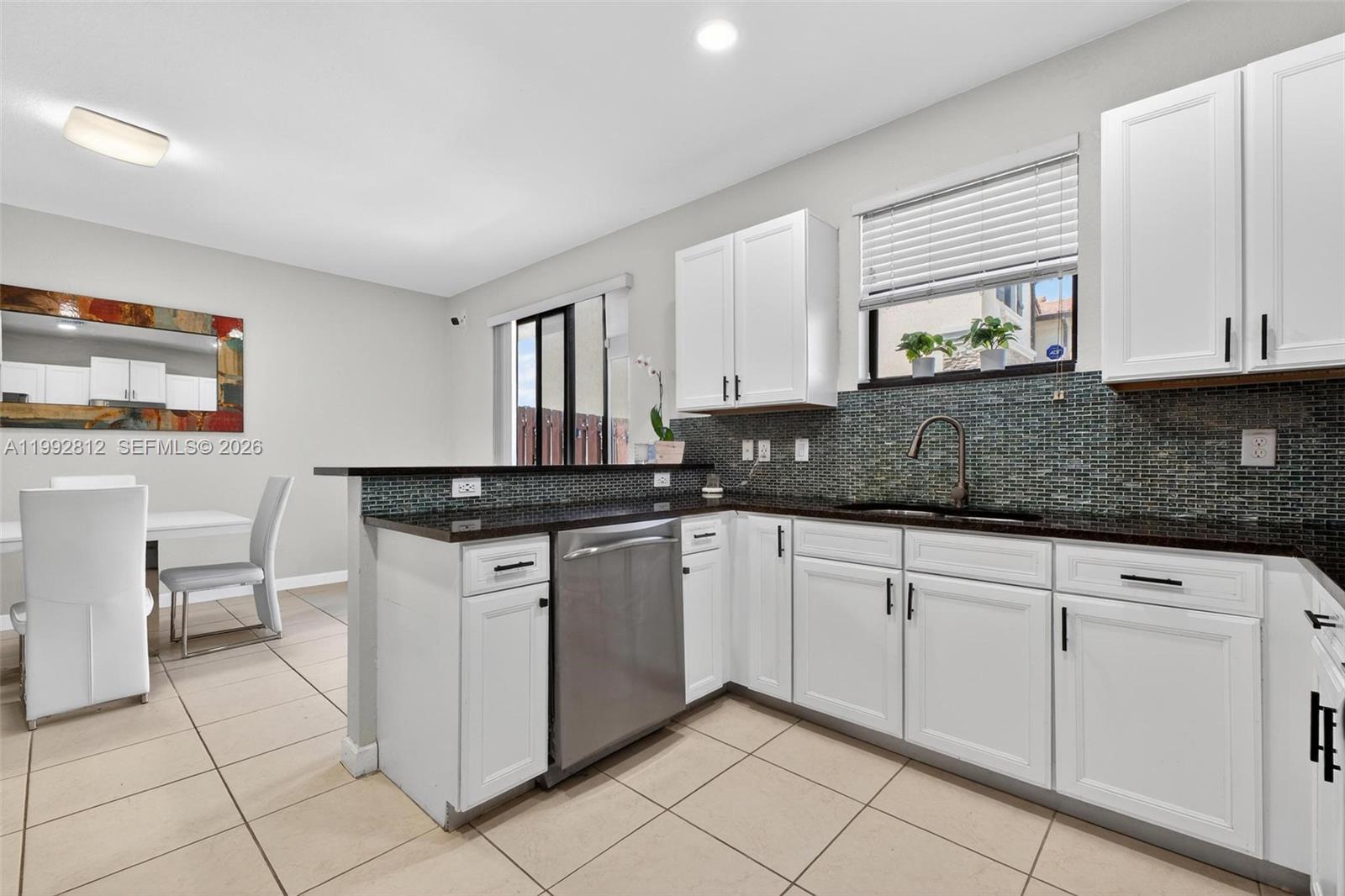 DORAL BREEZE - Residential