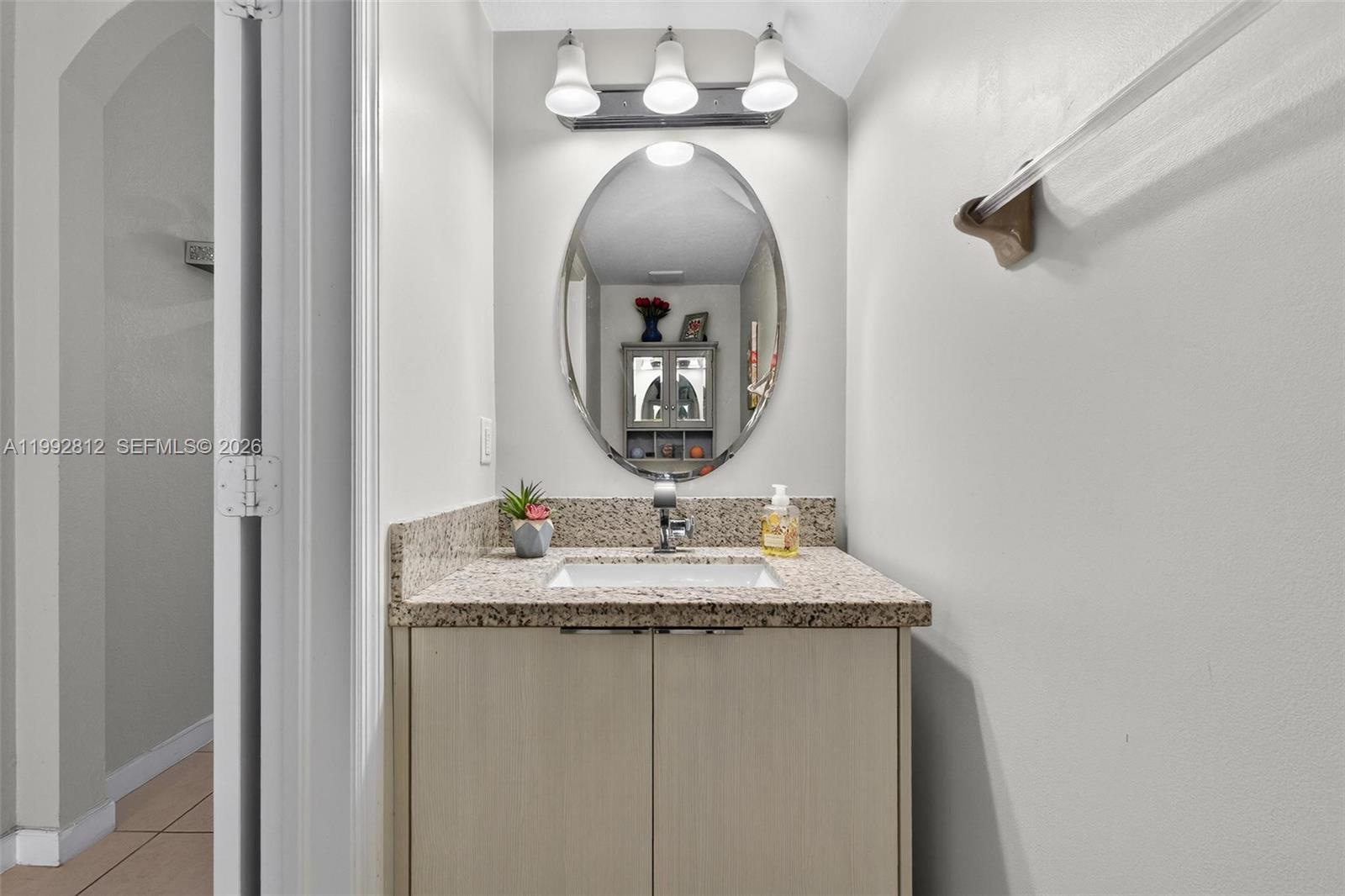 DORAL BREEZE - Residential