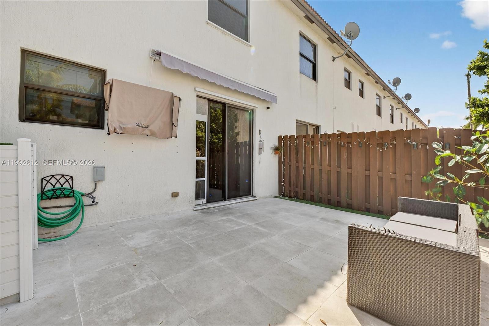 DORAL BREEZE - Residential