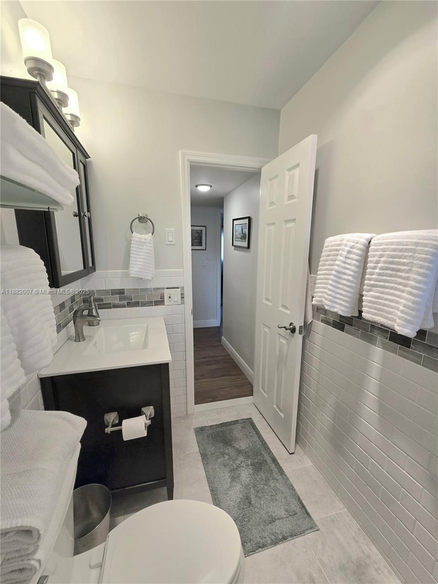 BEL-AIRE SECTION SIX COND - Residential
