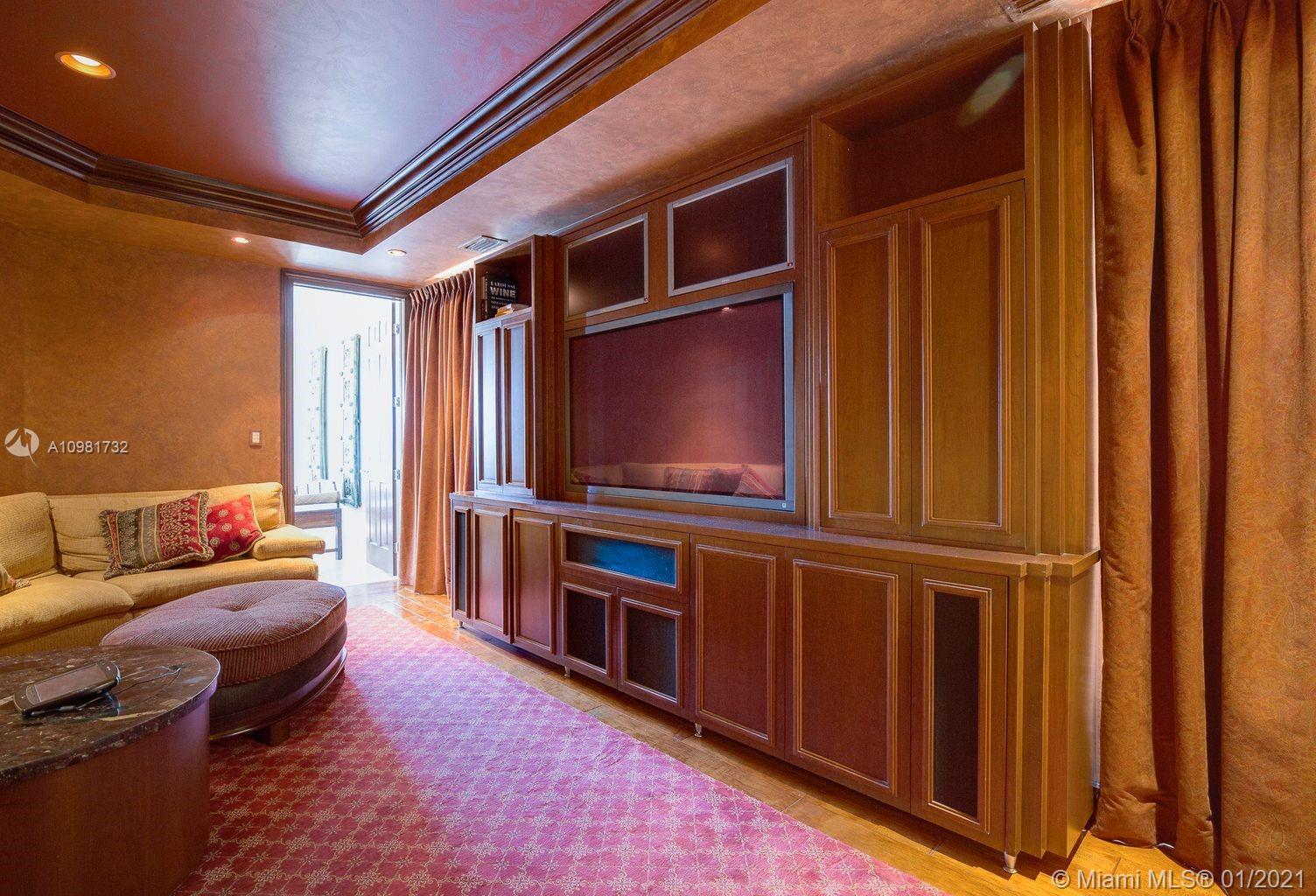 Port Largo - Residential