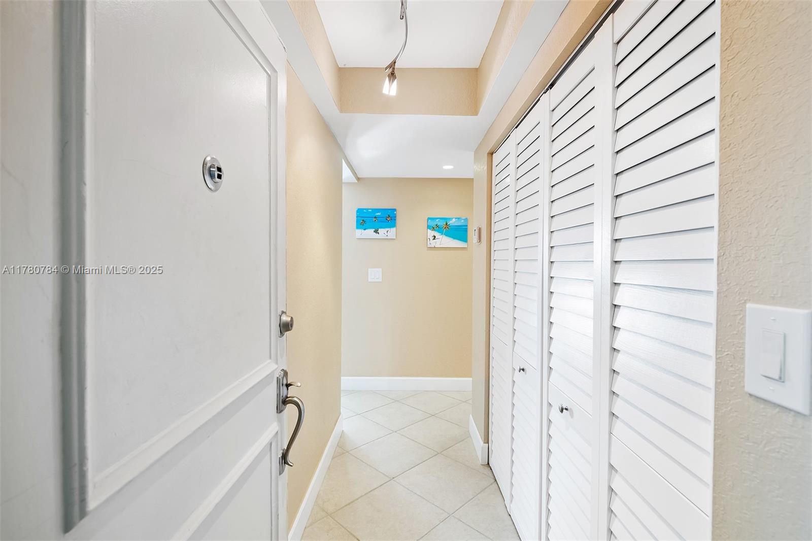 LAUDERDALE TOWER CONDO - Residential Lease