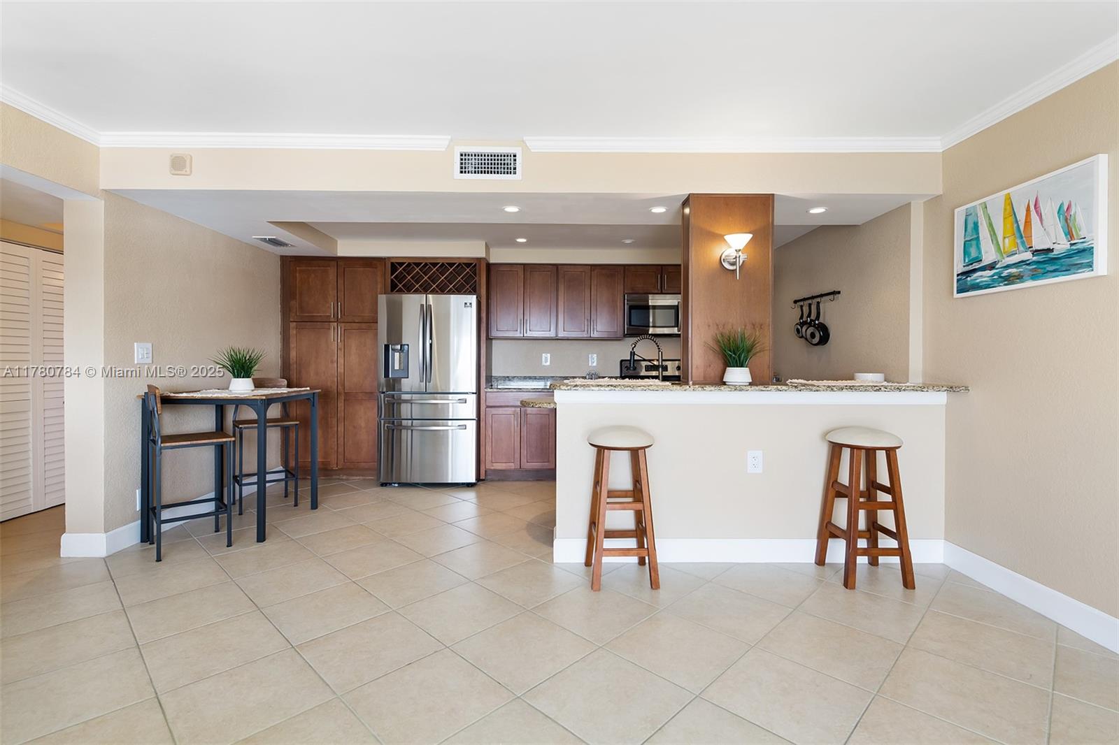 LAUDERDALE TOWER CONDO - Residential Lease