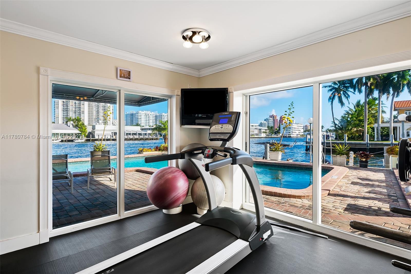 LAUDERDALE TOWER CONDO - Residential Lease