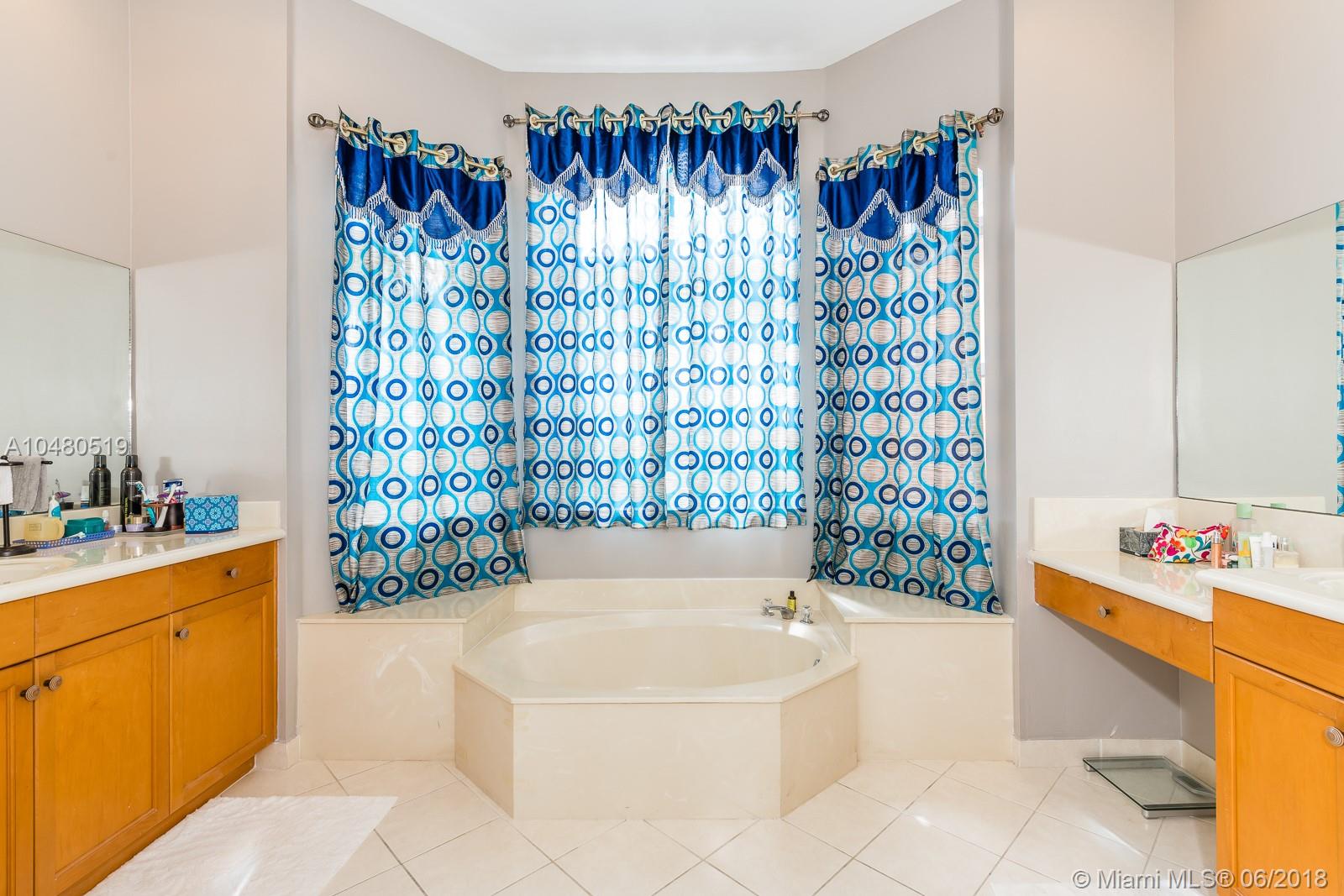 RIVIERA ISLES - Residential Lease