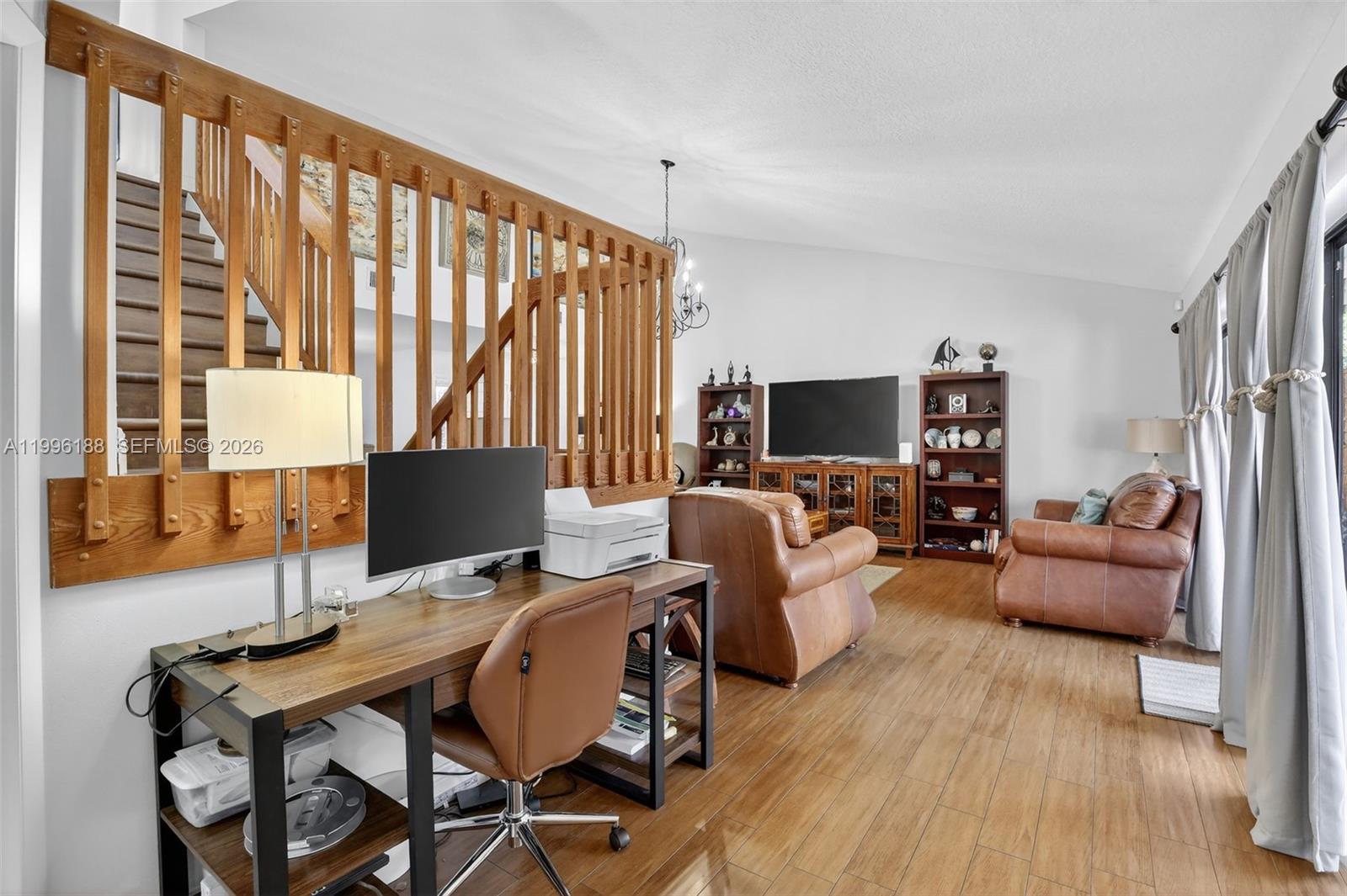 JACARANDA - Residential