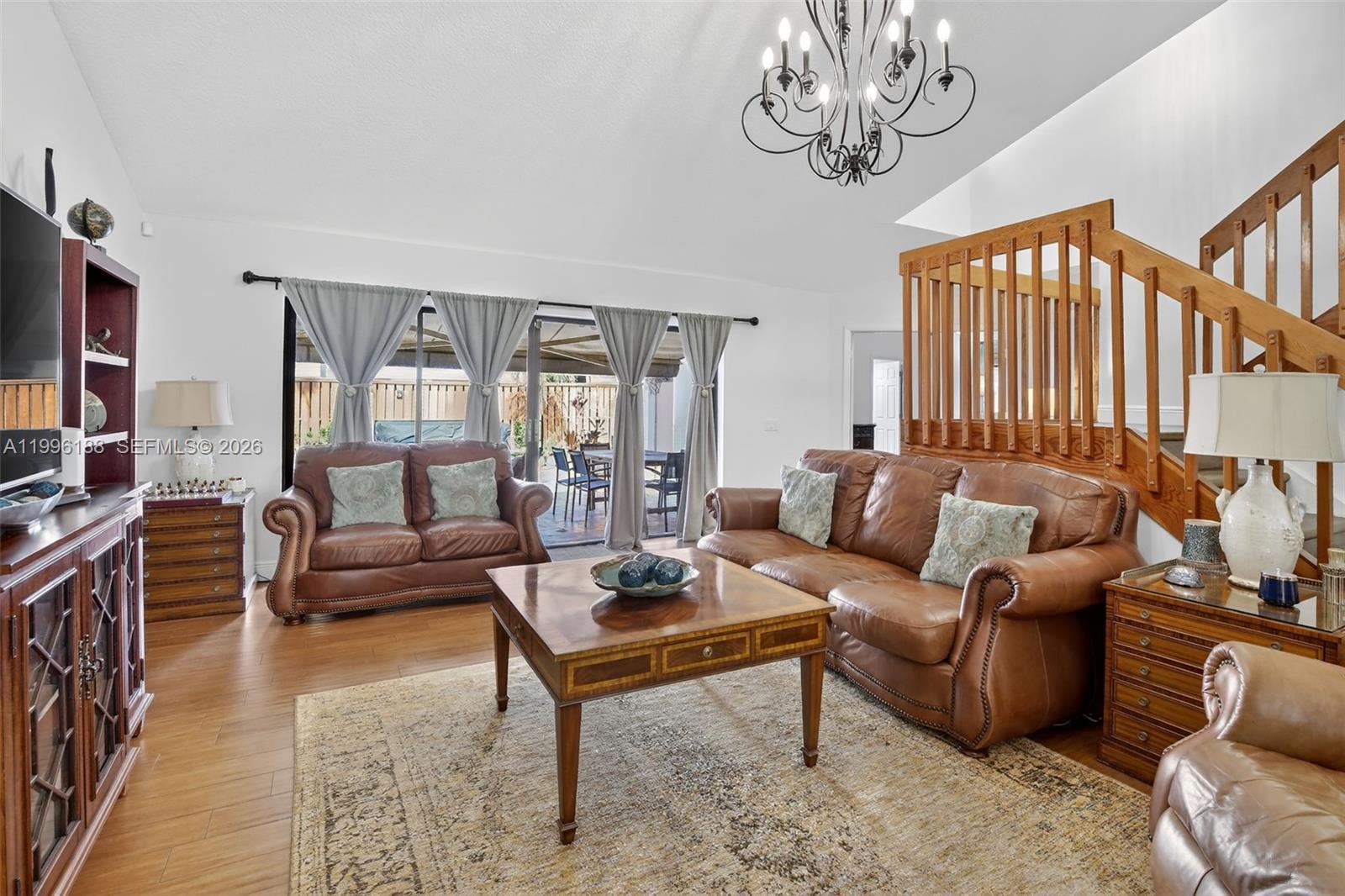 JACARANDA - Residential