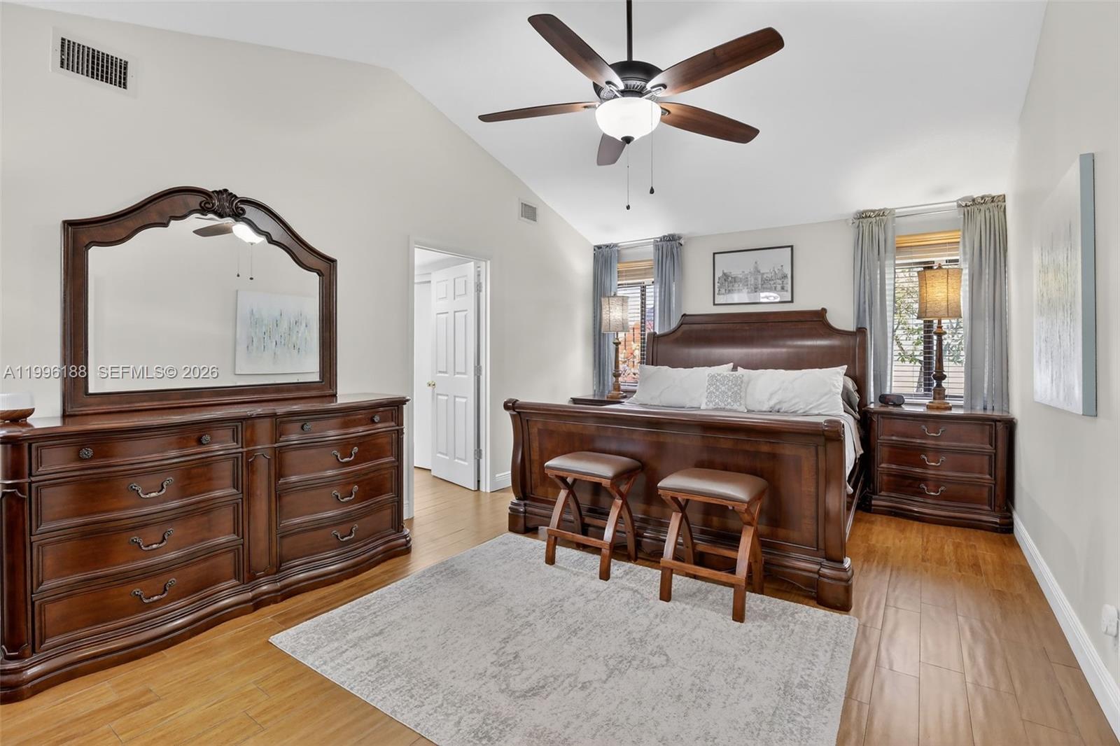 JACARANDA - Residential