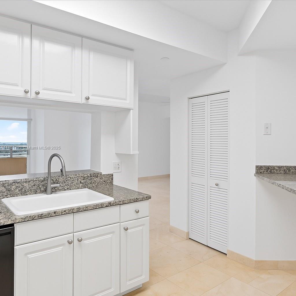 ONE TEQUESTA POINT CONDO - Residential Lease