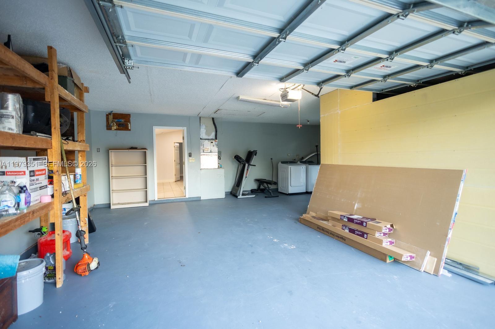 LOXAHATCHEE GROVES - Residential