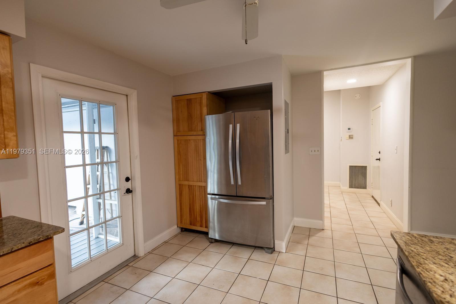 LOXAHATCHEE GROVES - Residential