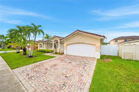 Tiny photo for 15059 SW 33rd Ter, Miami, FL 33185 (MLS # A12047873)