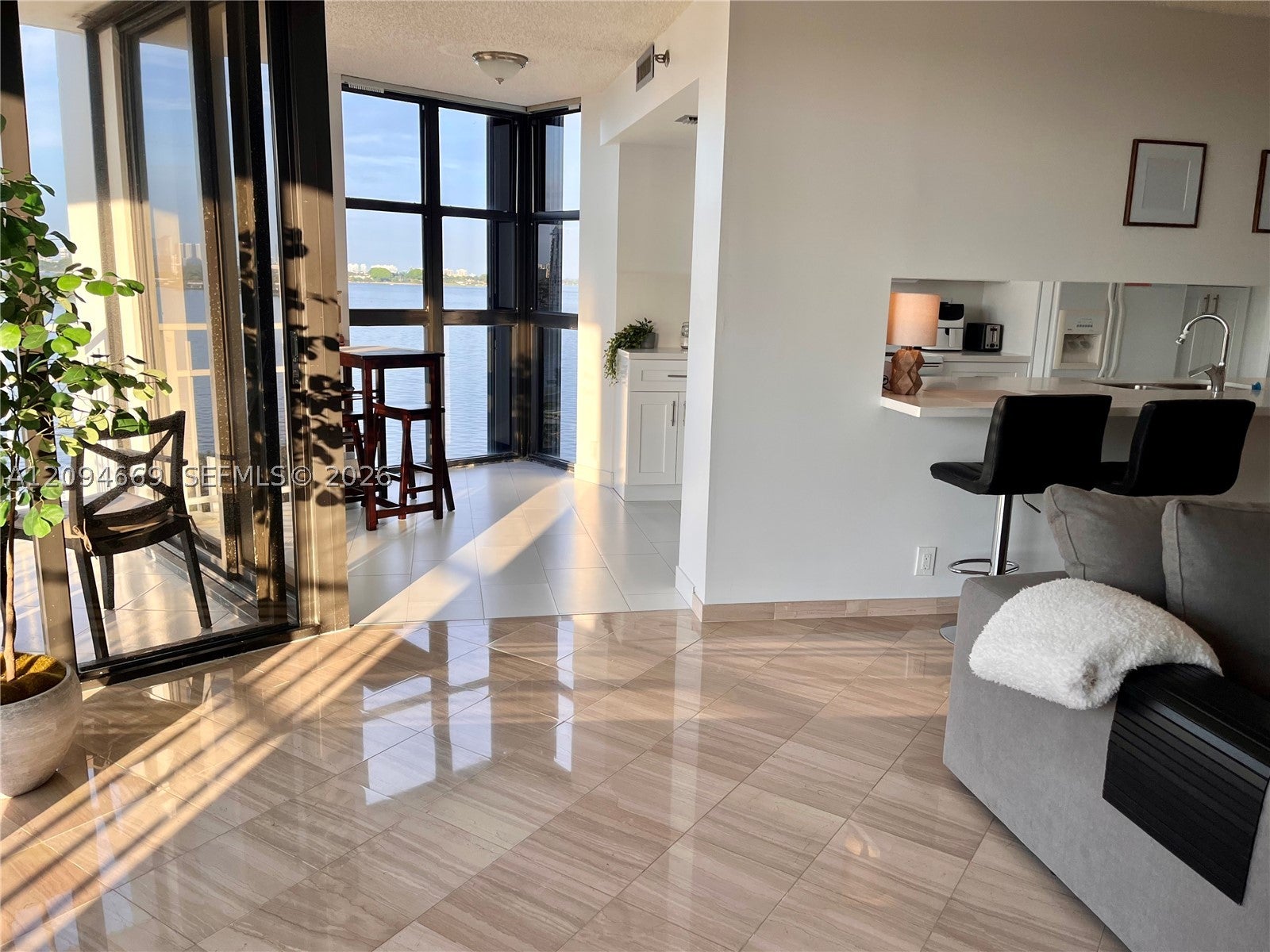 4000 NE Towerside Ter 1101
