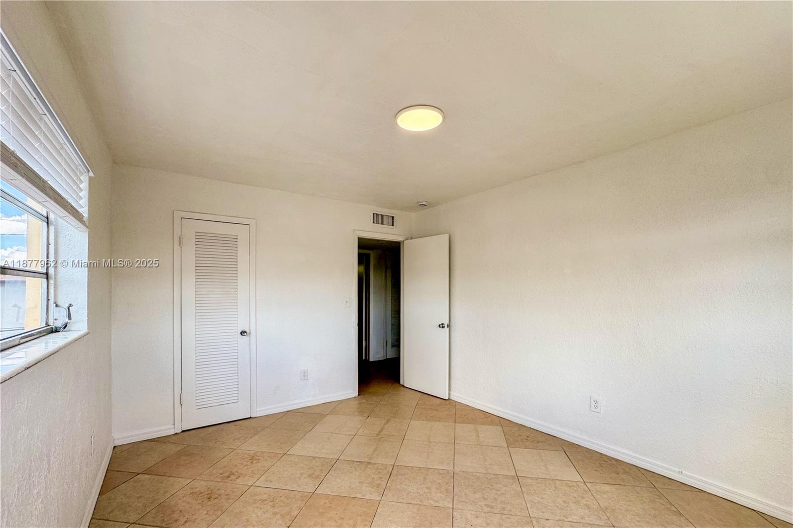 VILLAGE AT DADELAND CONDO - Residential Lease