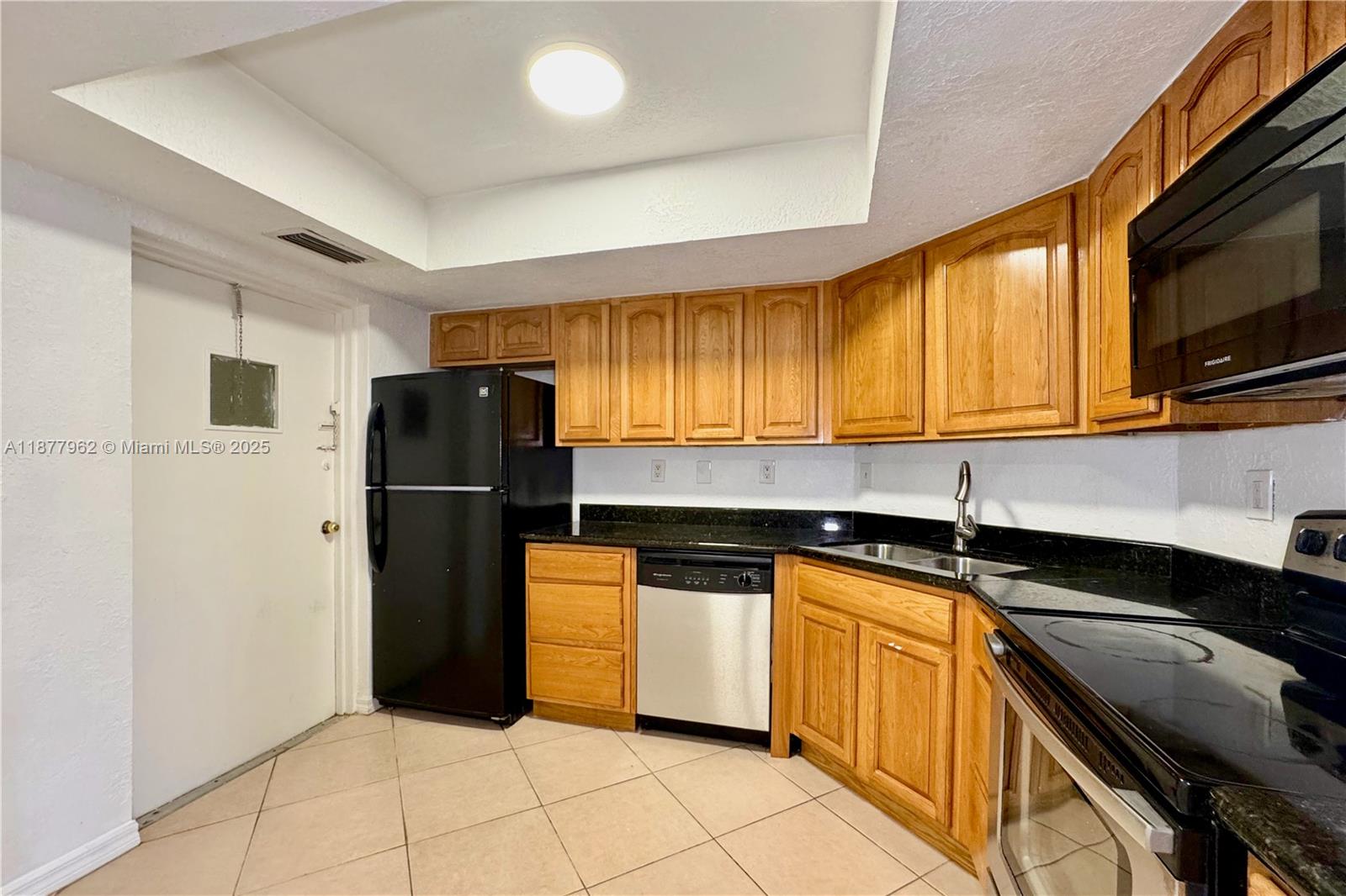 VILLAGE AT DADELAND CONDO - Residential Lease