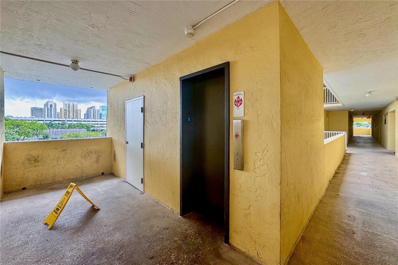 VILLAGE AT DADELAND CONDO - Residential Lease