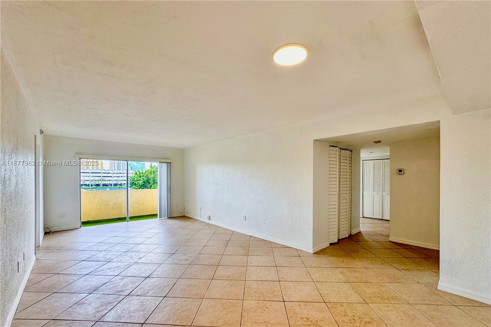 VILLAGE AT DADELAND CONDO - Residential Lease