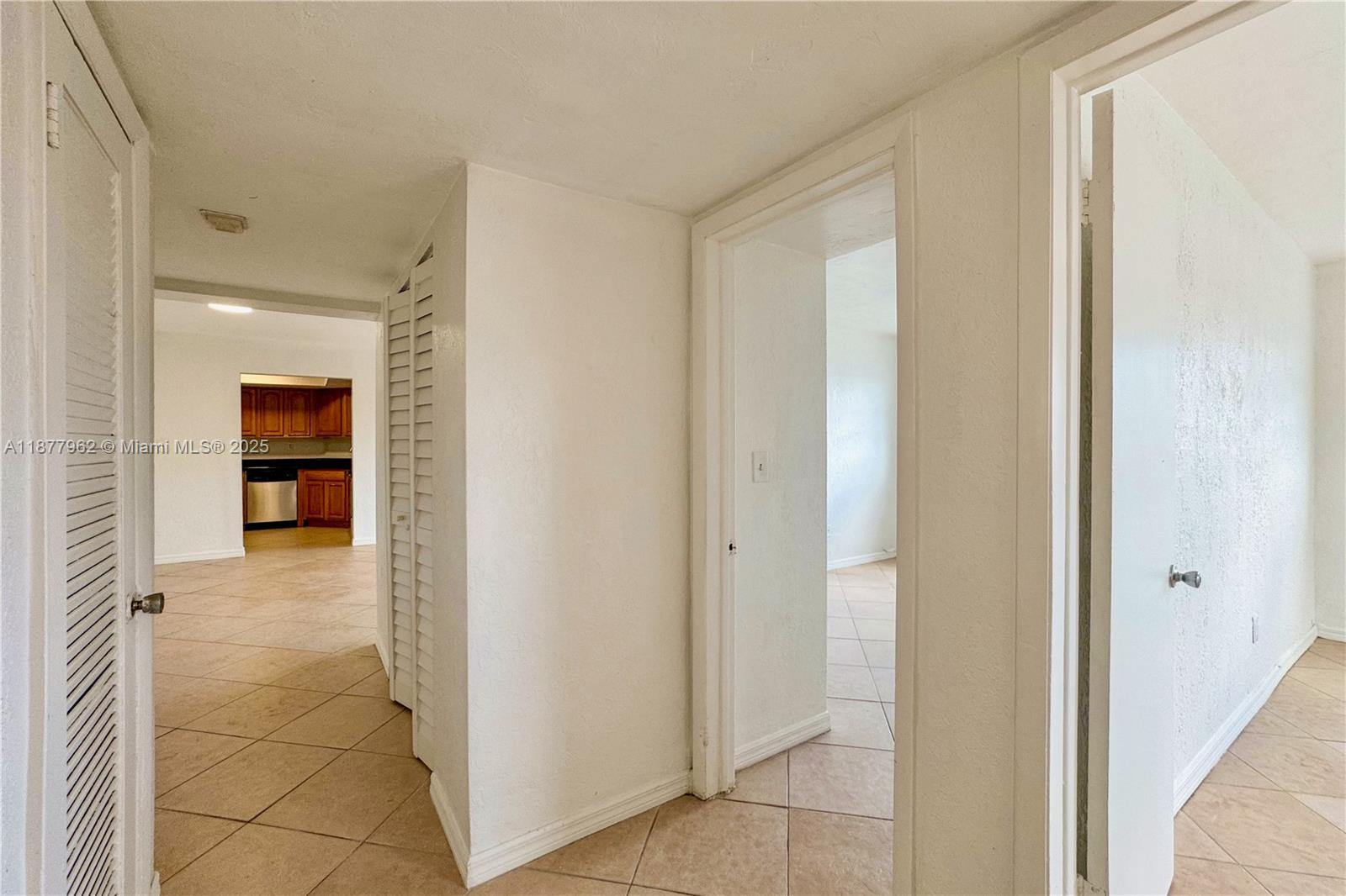VILLAGE AT DADELAND CONDO - Residential Lease