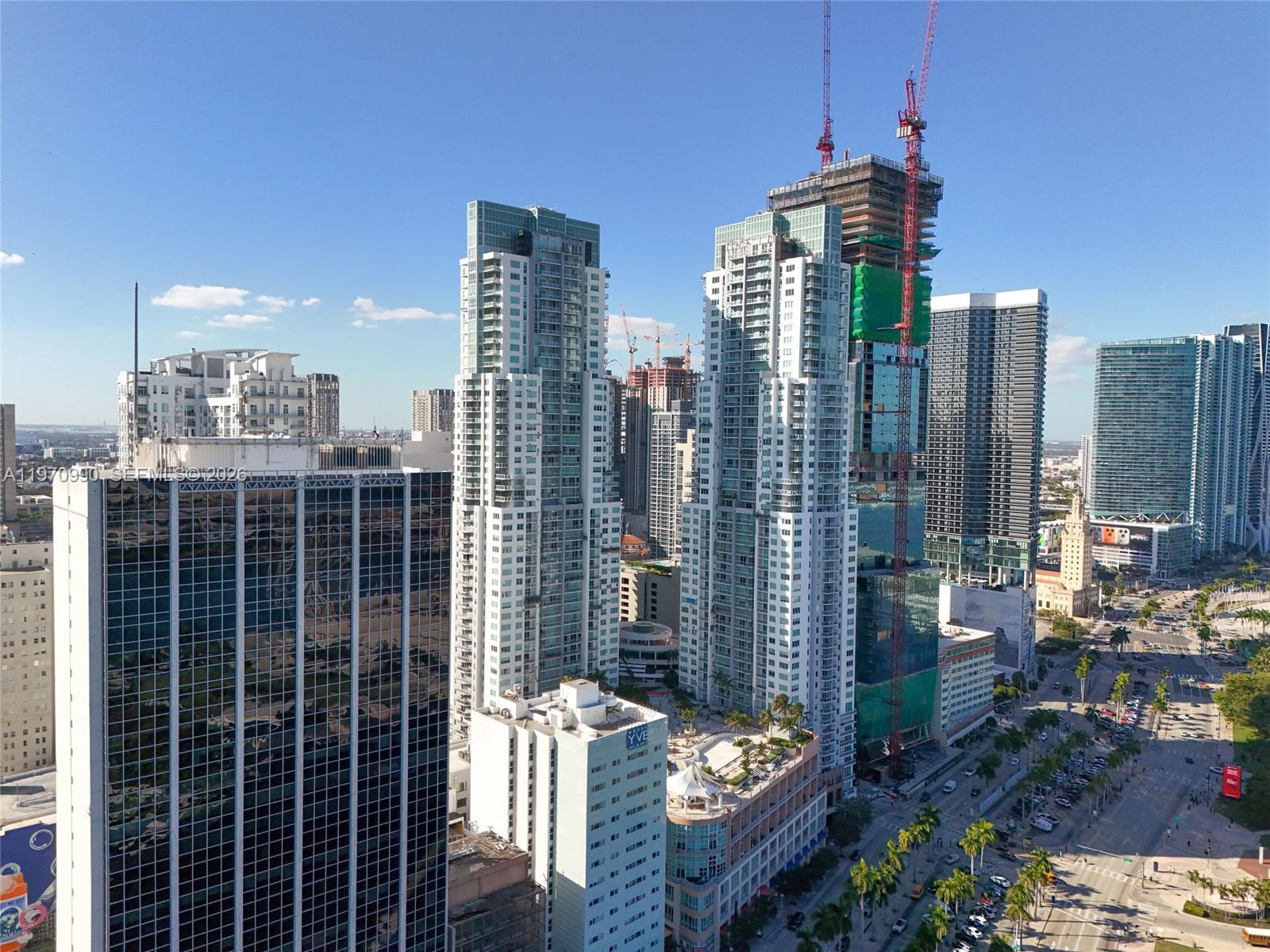 VIZCAYNE SOUTH CONDO - Residential