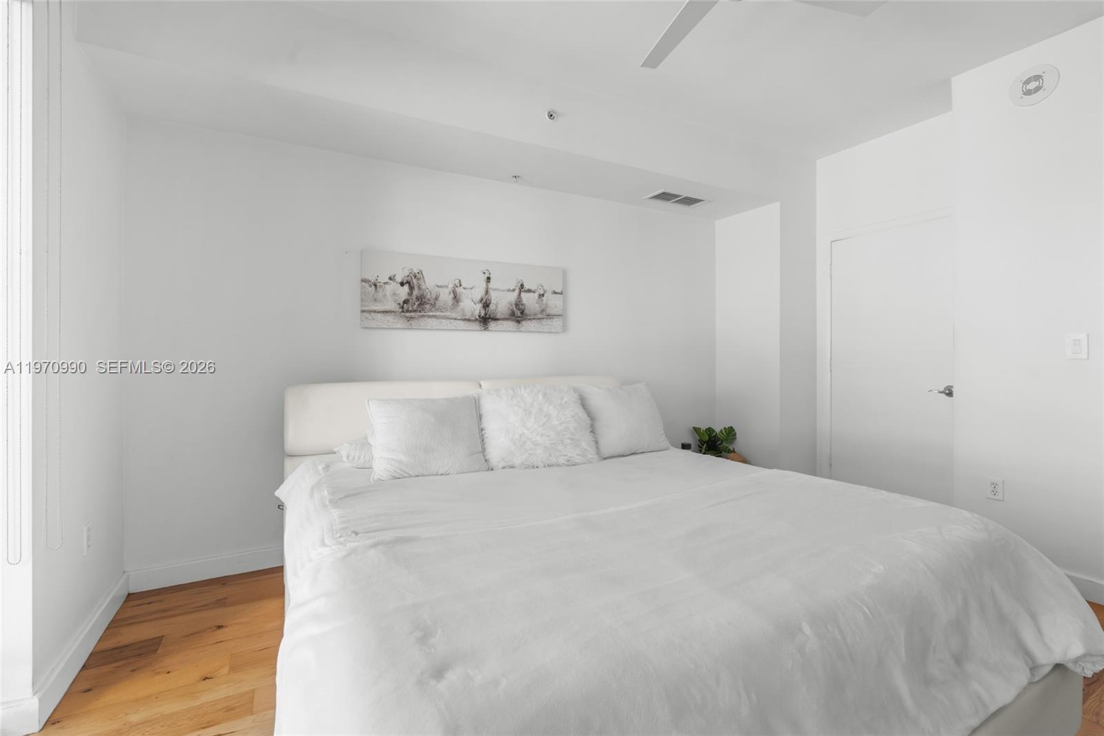 VIZCAYNE SOUTH CONDO - Residential