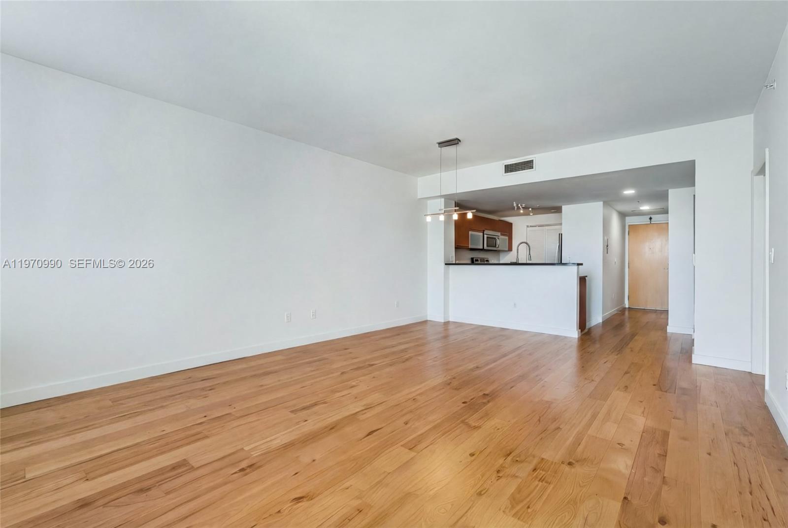 VIZCAYNE SOUTH CONDO - Residential