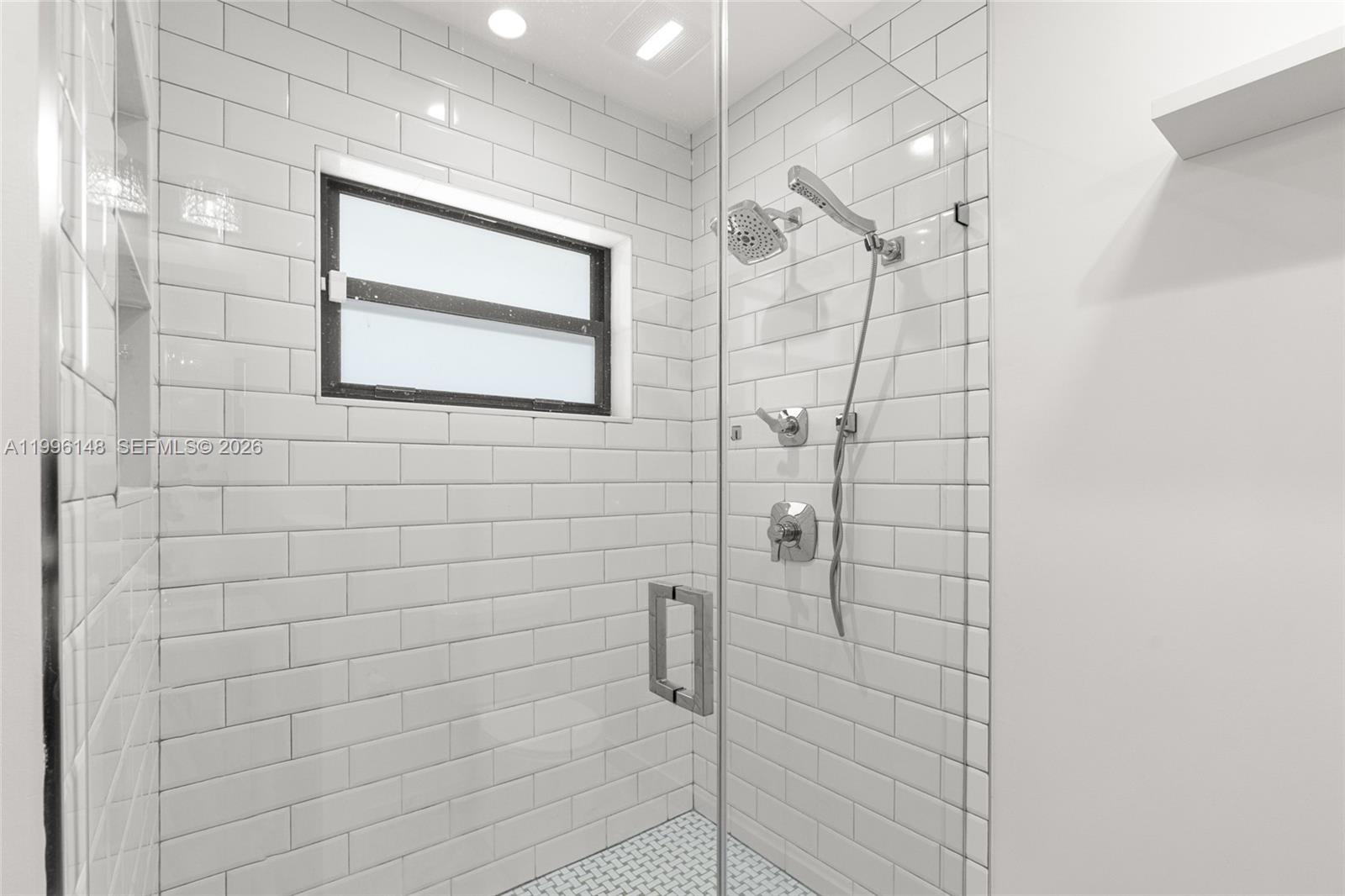 NEW CONTINENTAL SEC 3 - Residential