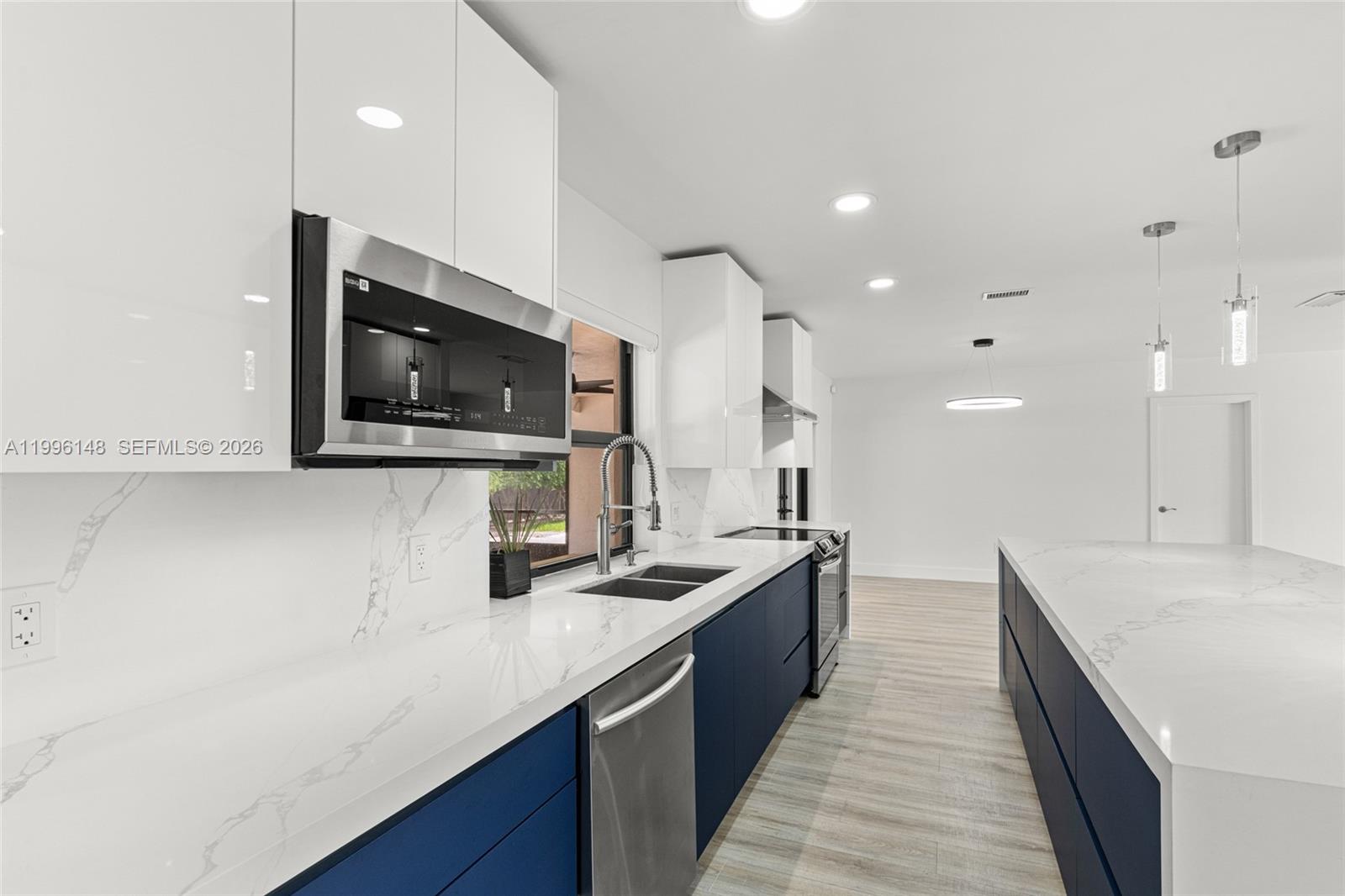 NEW CONTINENTAL SEC 3 - Residential