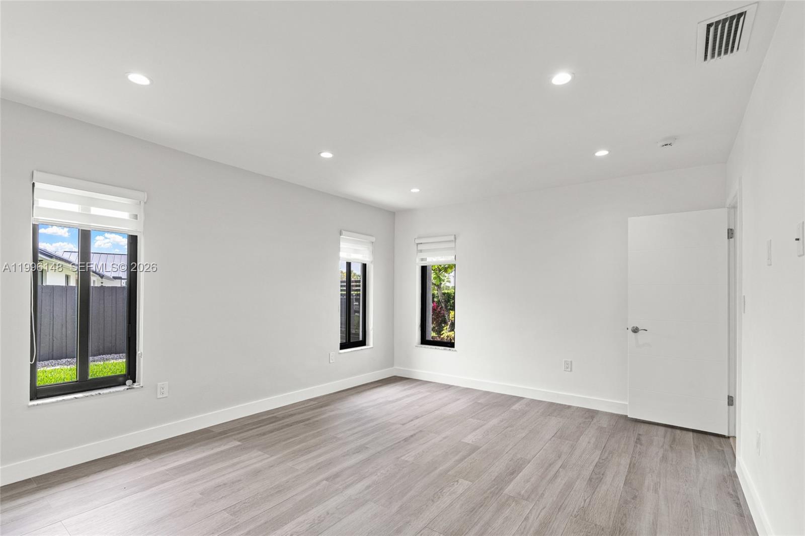 NEW CONTINENTAL SEC 3 - Residential