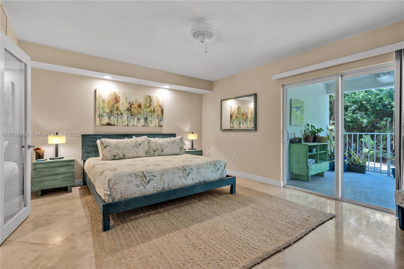 KEY LARGO NORTH - Residential