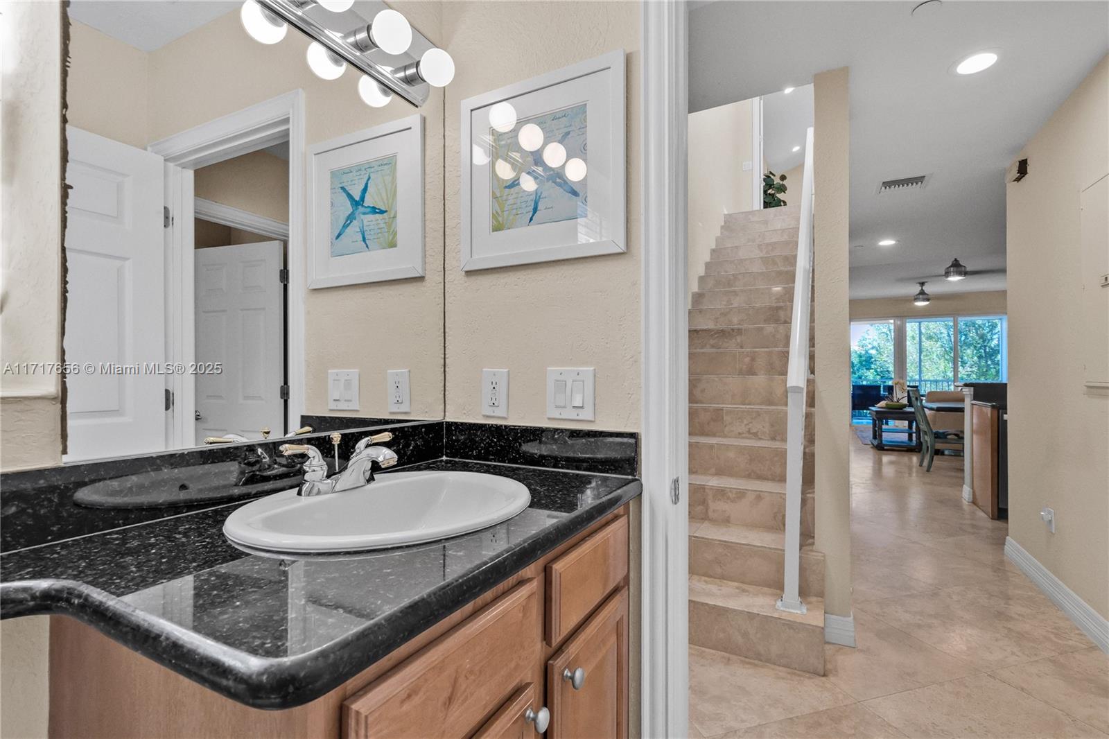 KEY LARGO NORTH - Residential