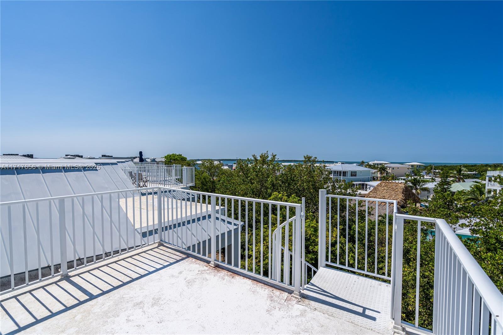 KEY LARGO NORTH - Residential