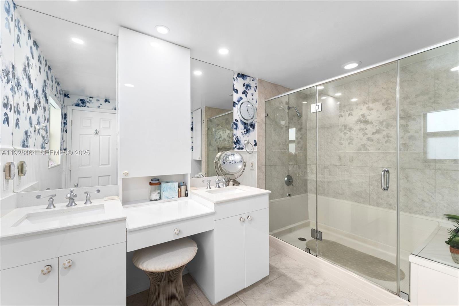 LAKE VIEW SUB - Residential