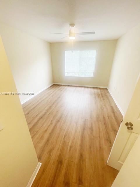 EMERALD ISLE AT LAGUNA LA - Residential Lease