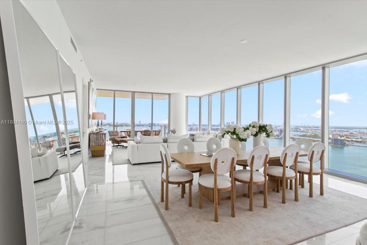 EDGEWATER - Residential