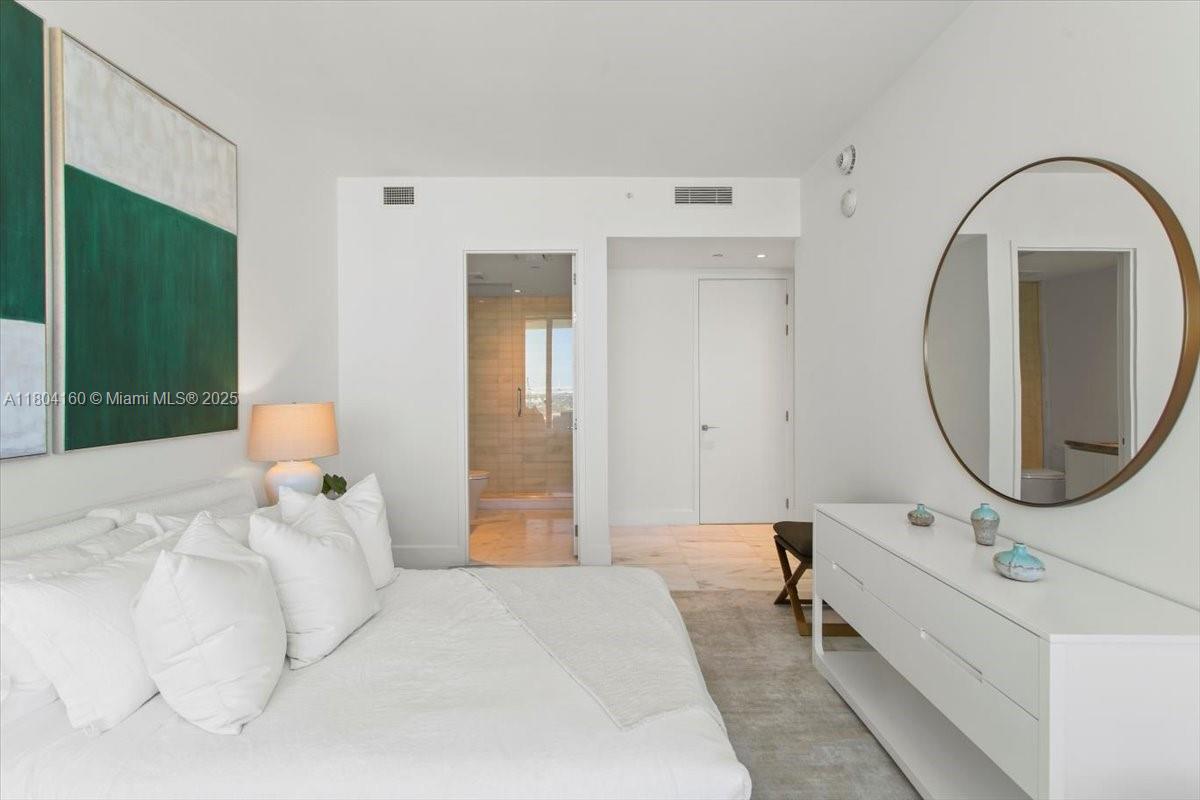 EDGEWATER - Residential