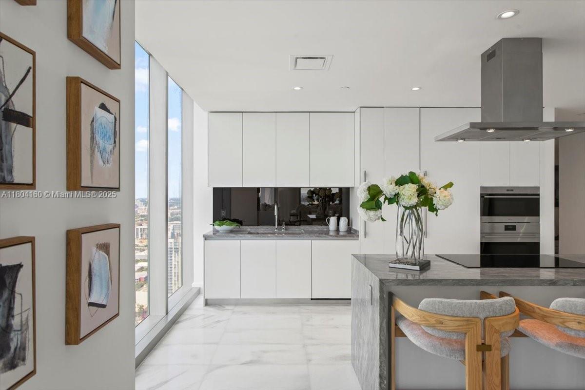 EDGEWATER - Residential