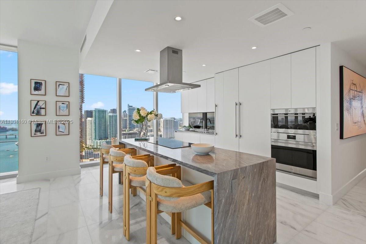 EDGEWATER - Residential