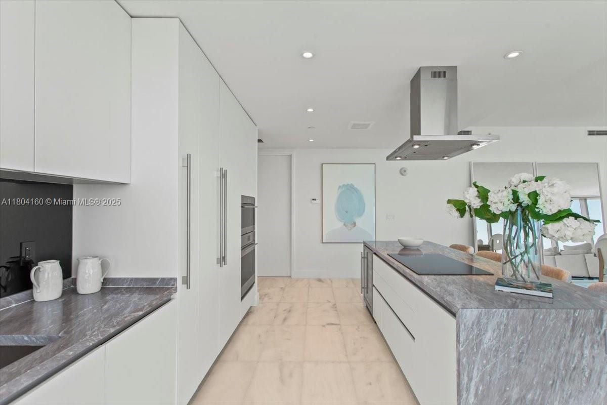 EDGEWATER - Residential