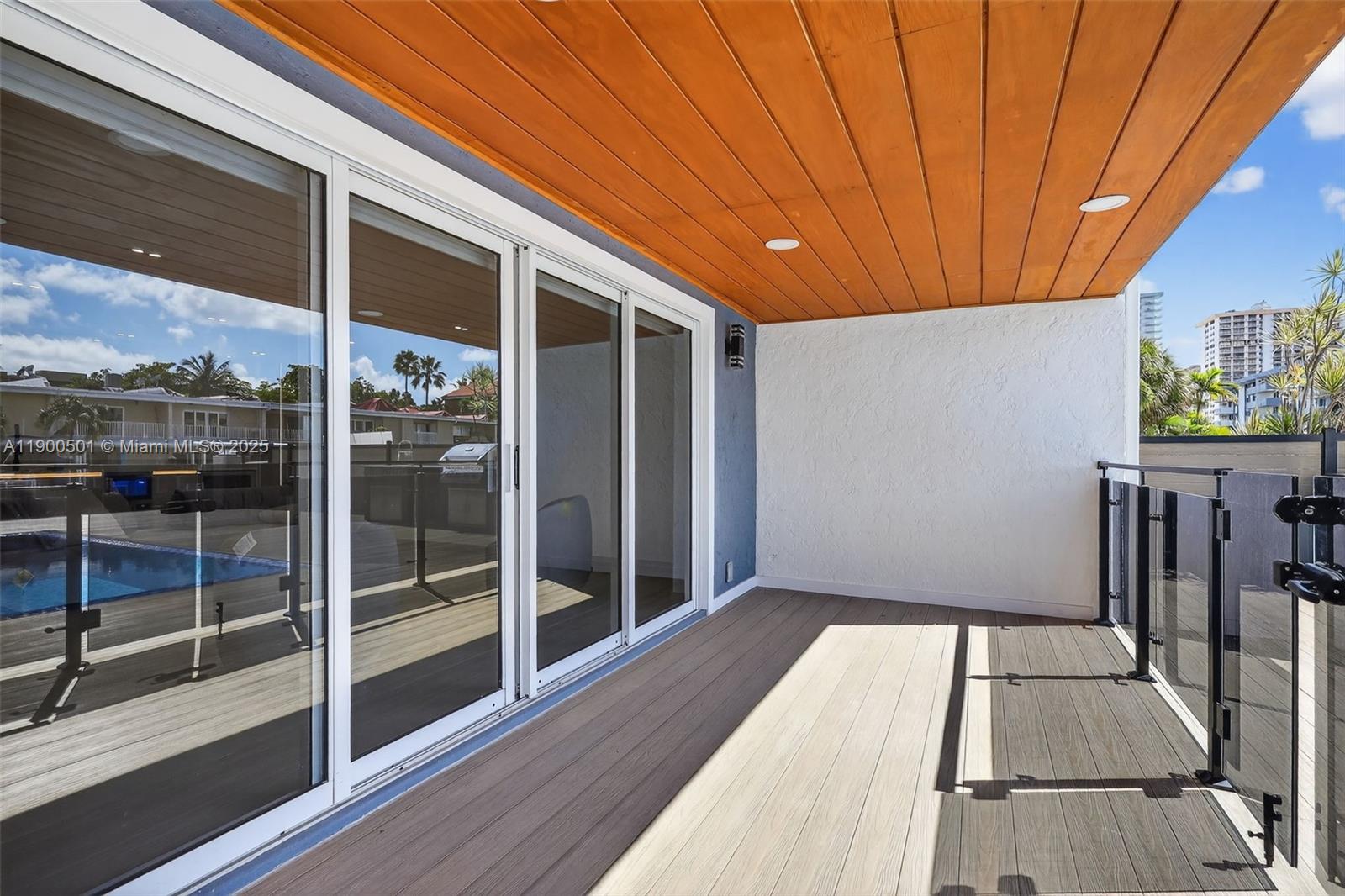 EASTERN SHORES 2ND ADDN - Residential